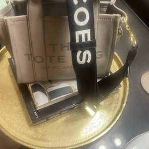 Marc Jacob’s Leather Tote bag